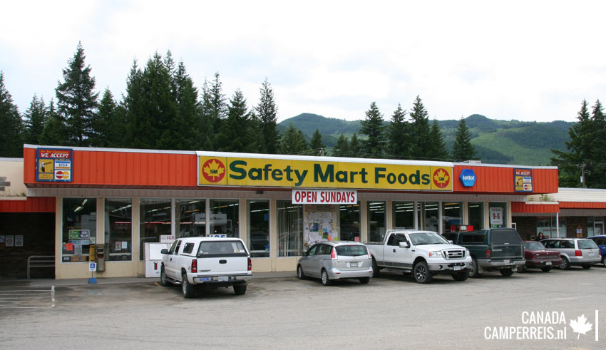 Safety Mart Foods in Clearwater Canada
