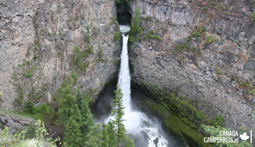 Spahats falls in Canada
