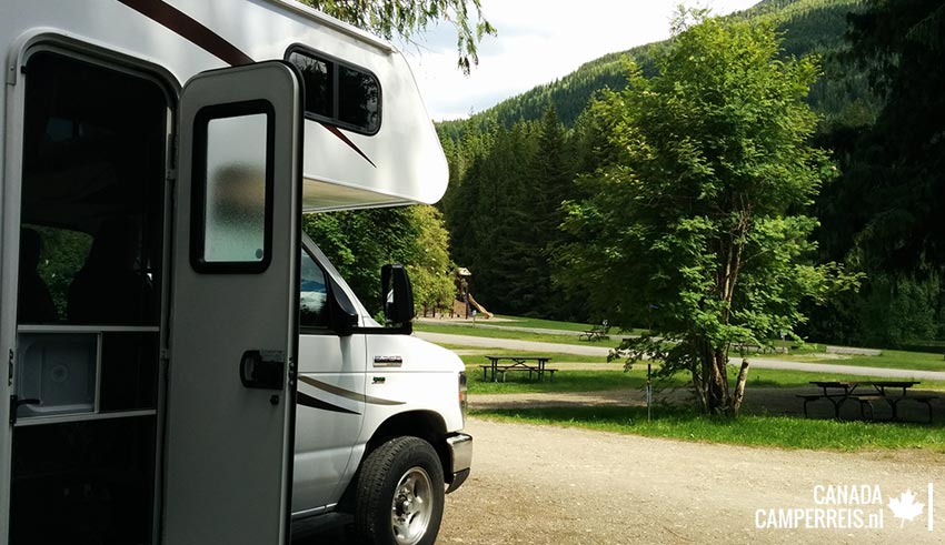 Williamson's Lake Campground - Revelstoke